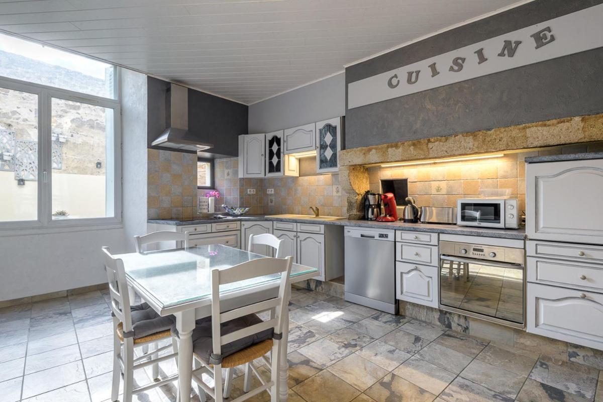 Les Nuits D'Anis - Appartements Hypercentre Le Puy-en-Velay Exterior photo